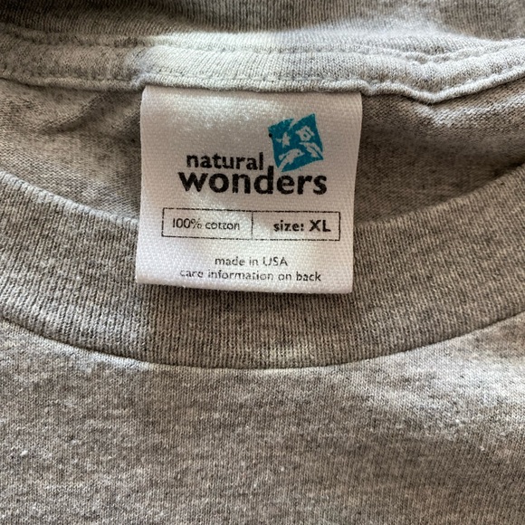 Vintage Natural Wonders single-Stitch T-Shirt - Gray w/ Wolf - Size “Men’s” XL - Picture 6 of 6